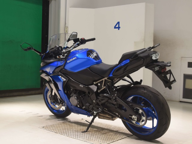 Suzuki GSX-S1000GT — фото 6