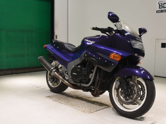 Kawasaki ZZ-R1100 — фото 3