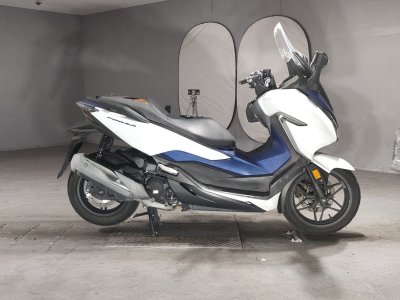 Honda FORZA