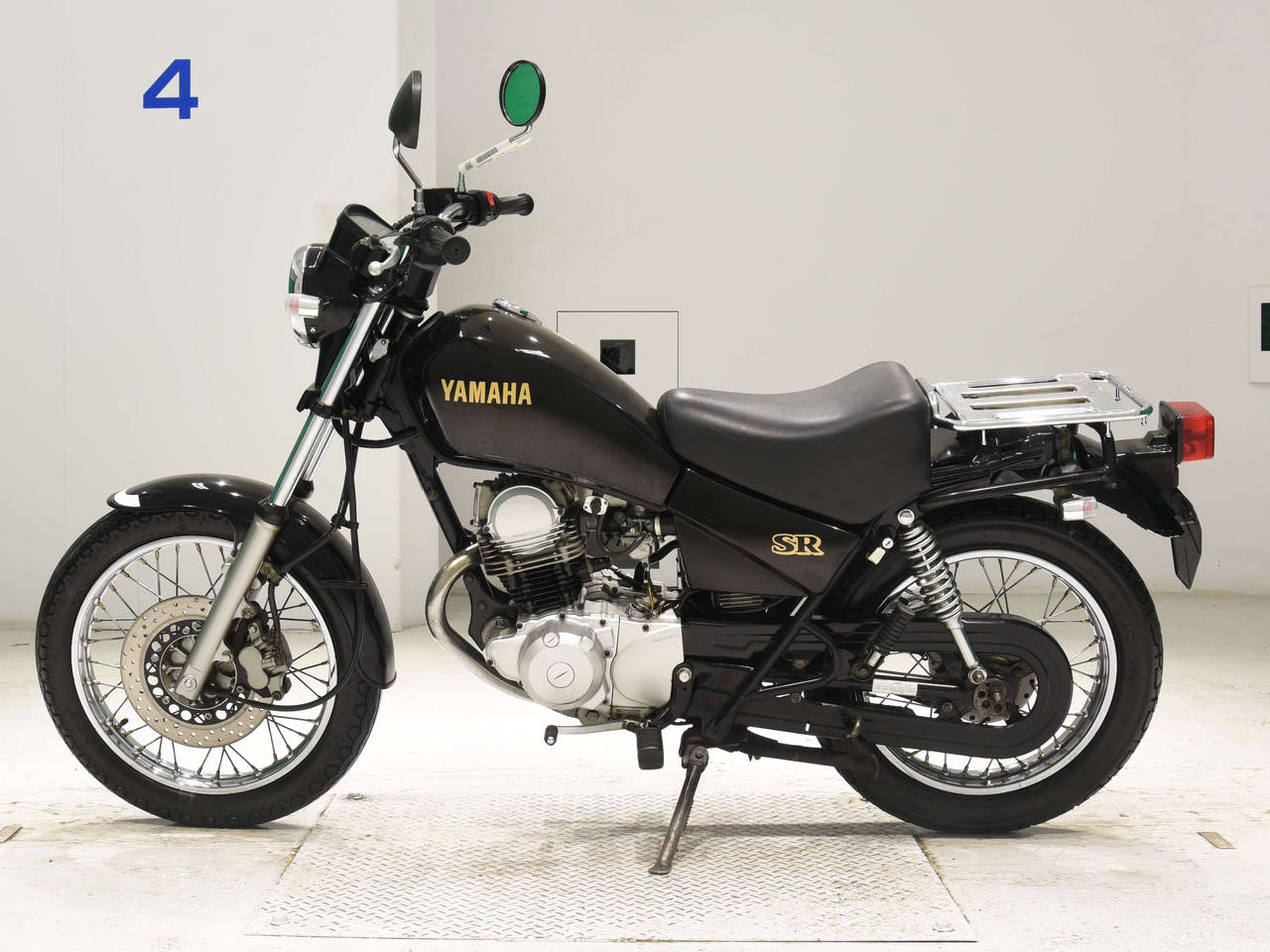 8101] Yamaha SR125 - 4WP-001590