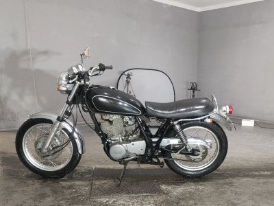 Yamaha SR400 — фото 2