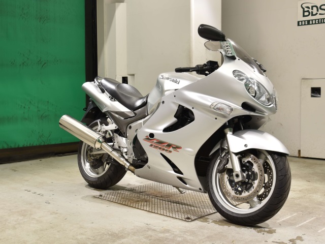 Kawasaki ZZ-R1200 — фото 3