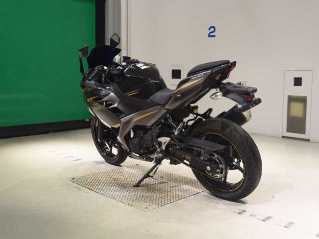 Kawasaki NINJA400 — фото 6