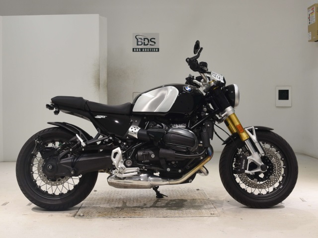 BMW R12 NINE T