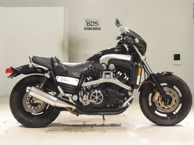 Yamaha V-MAX1200