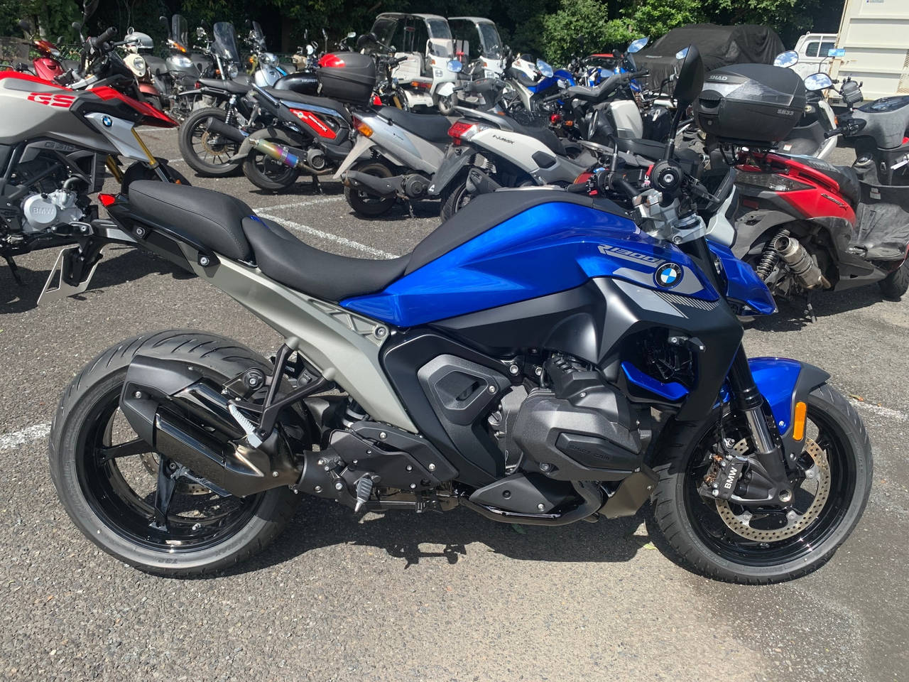 BMW R1300R