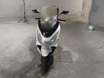 Honda PCX125 — фото 3