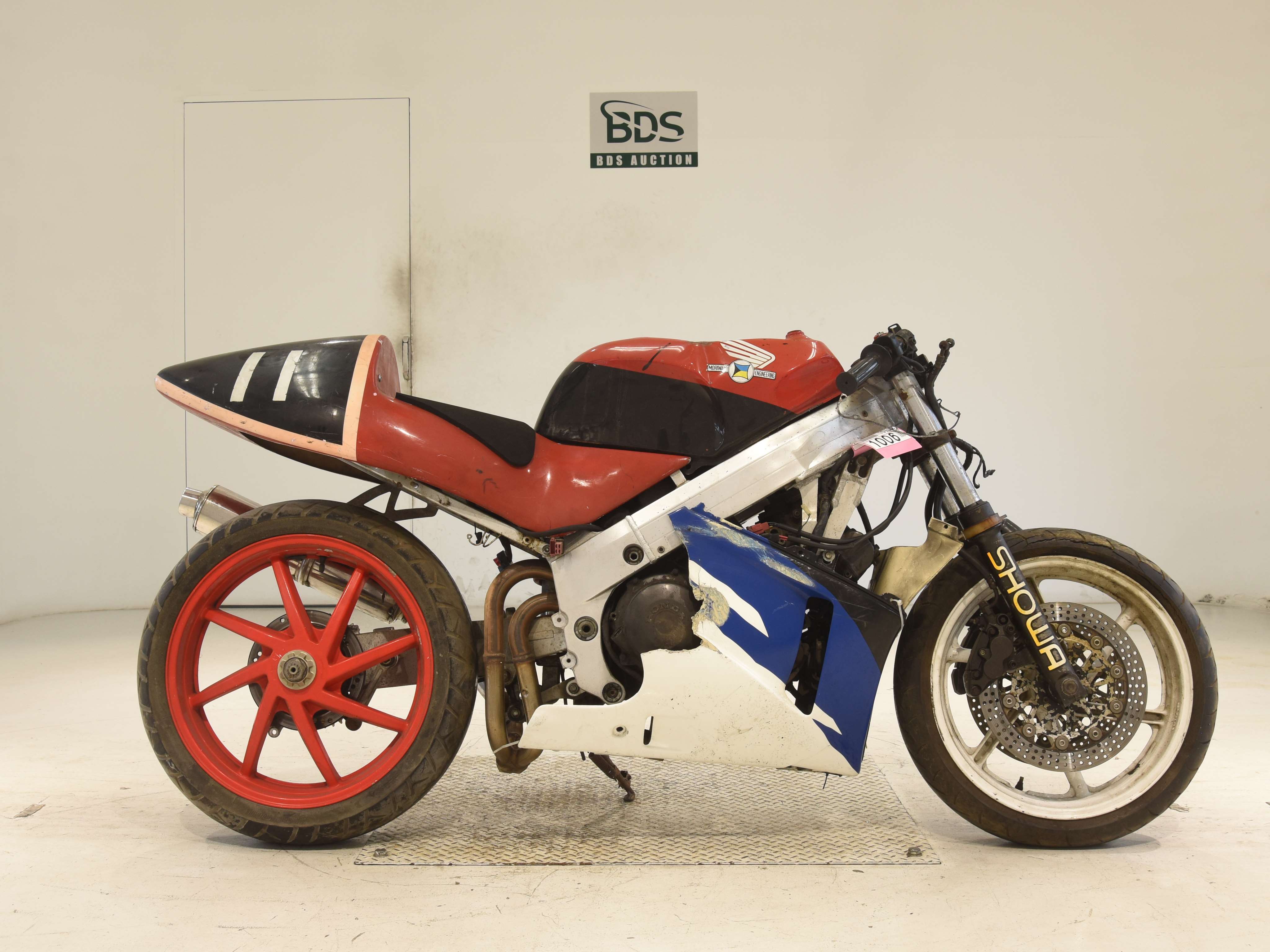 Honda RVF400