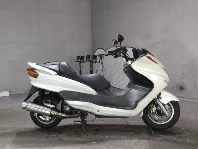 Yamaha MAJESTY250