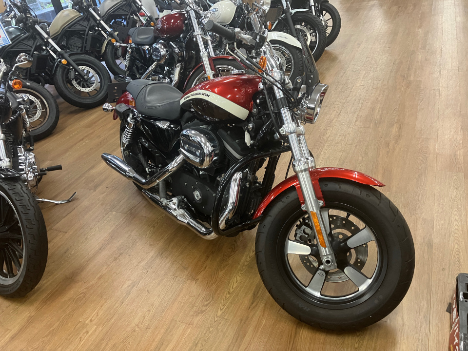 HD SPORTSTER CUSTOM XL1200C — фото 4