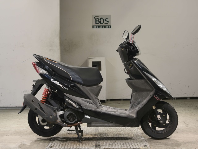 Kymco VJR125
