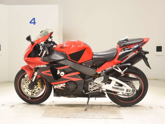 Honda CBR954RR — фото 2