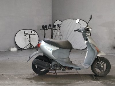 Suzuki LETS4
