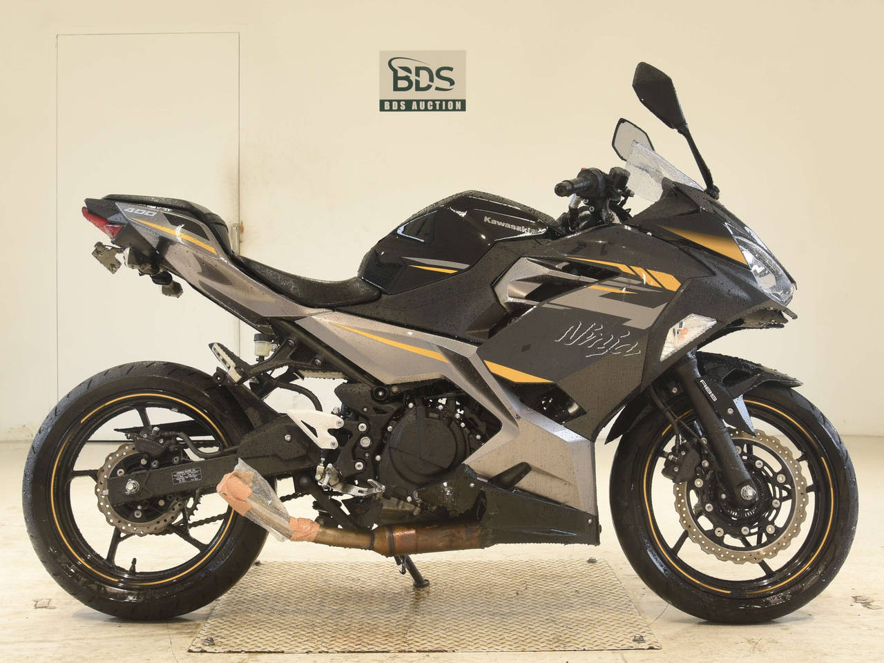 Kawasaki NINJA400