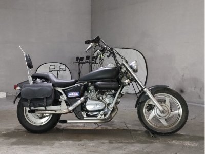 Honda MAGNA250