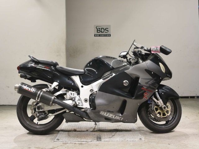Suzuki GSX1300R HAYABUSA