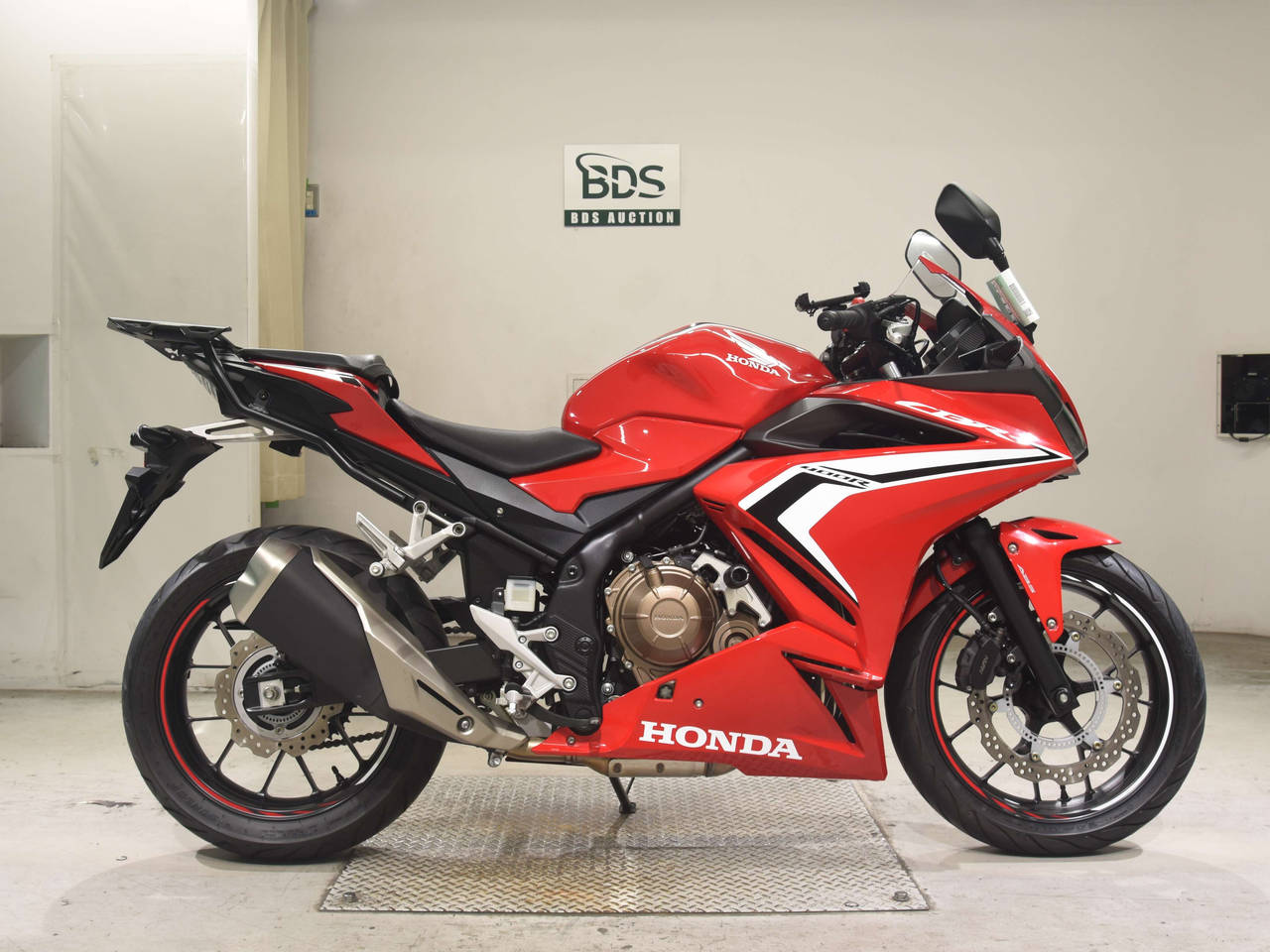Honda CBR400R-3