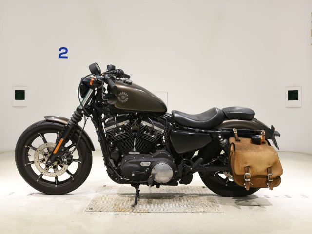 HD SPORTSTER IRON XL883N — фото 2