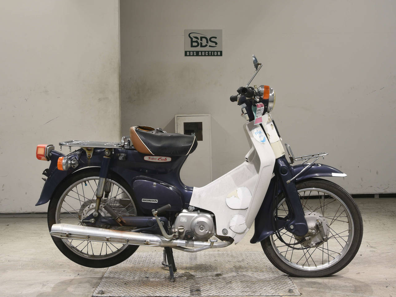 Honda C90