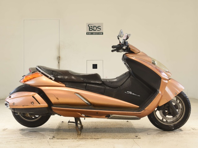 Suzuki GEMMA250