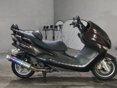 Yamaha MAJESTY 125