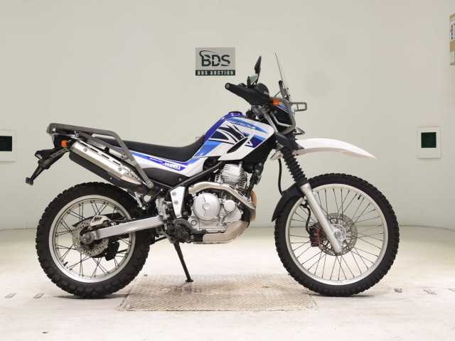Yamaha SEROW XT250