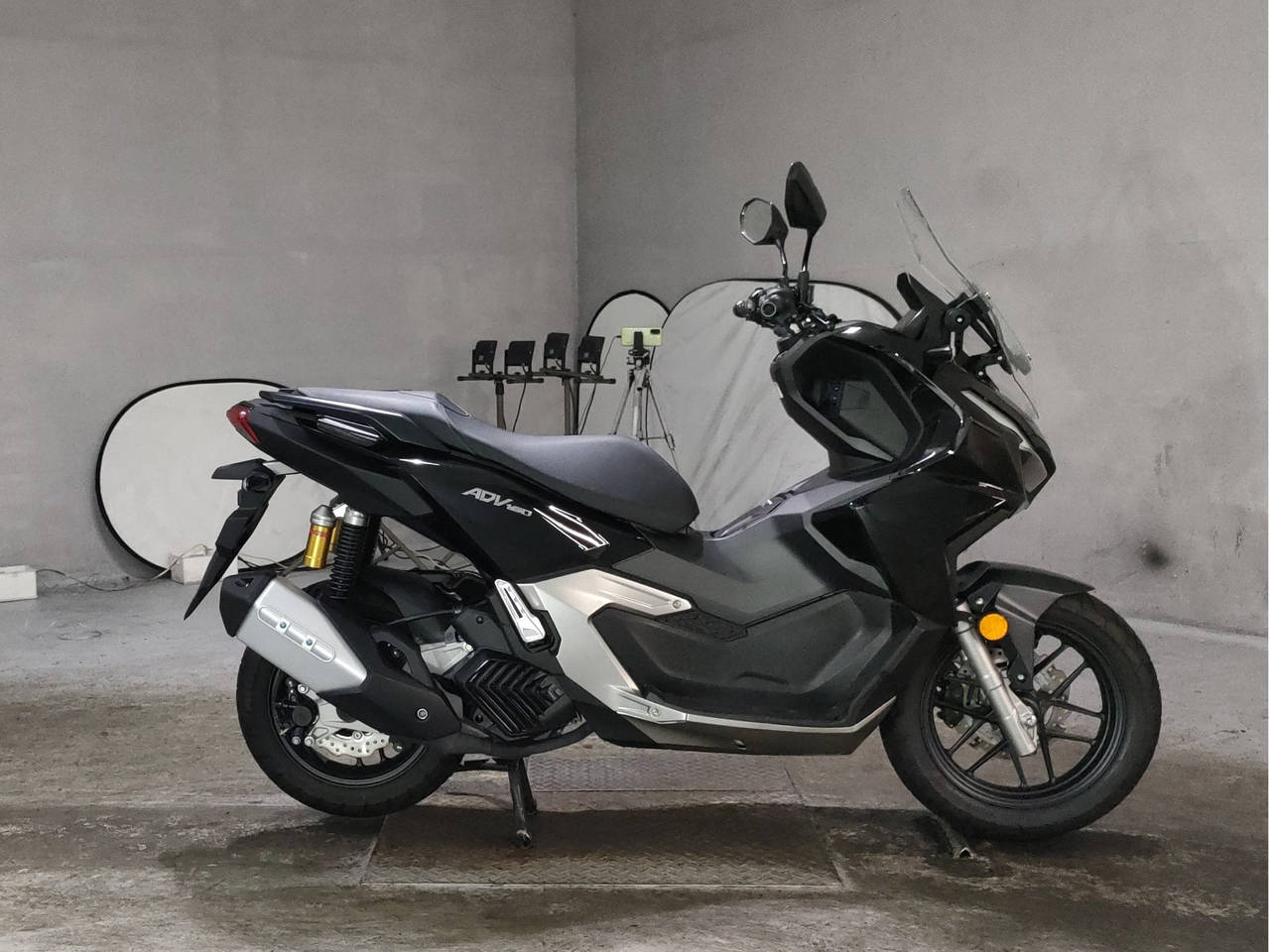 Honda ADV 160