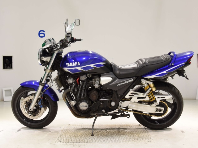 Yamaha XJR1300 — фото 2