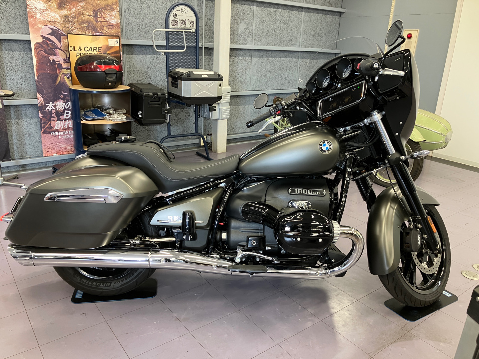BMW R18B