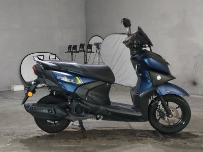 Yamaha CYGNUS RAY ZR
