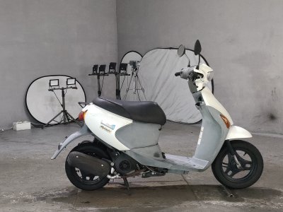 Suzuki LETS4
