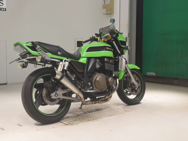 Kawasaki ZRX400 — фото 5
