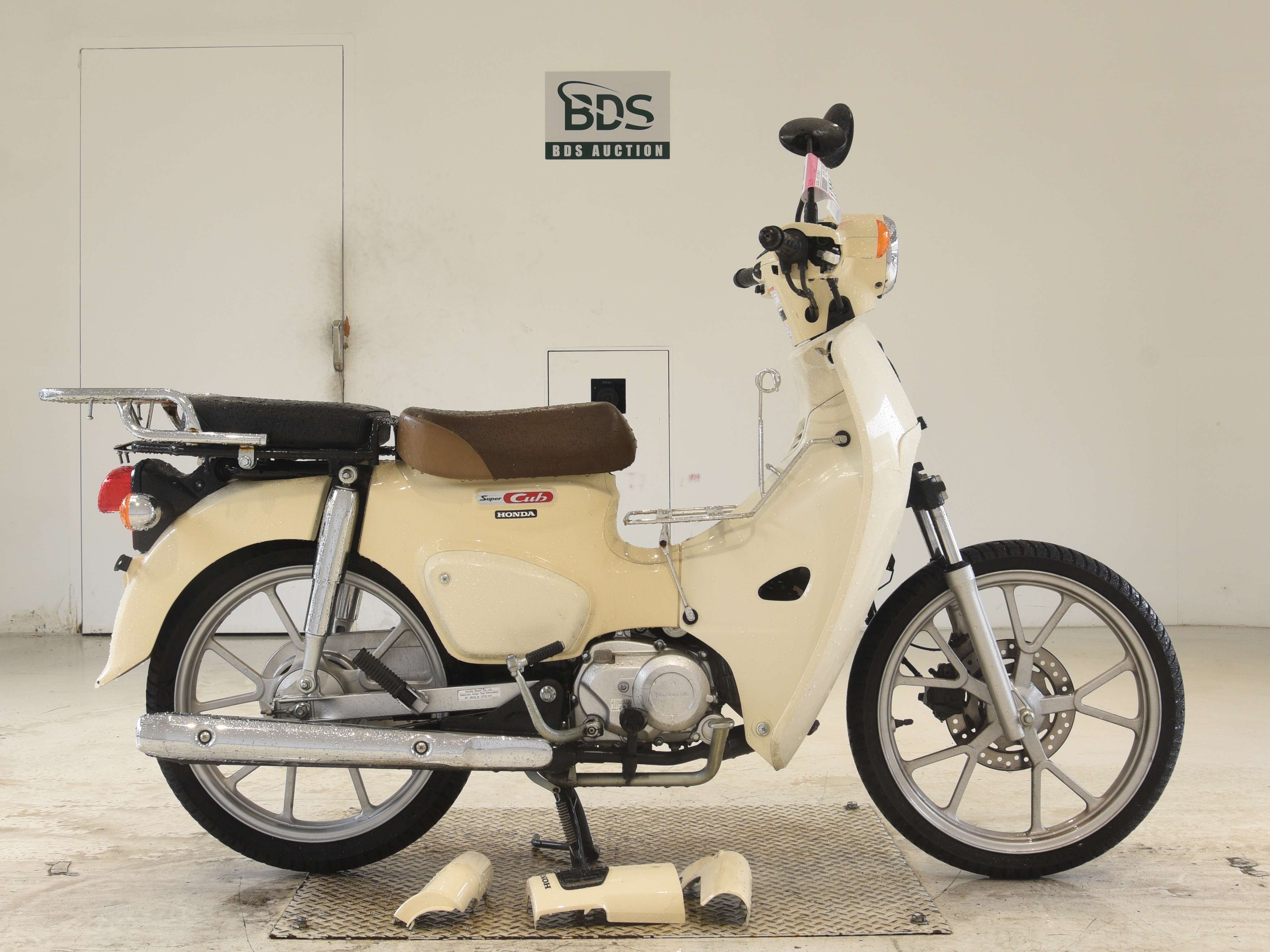 Honda C110-4