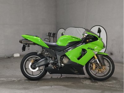 8485] Kawasaki ZX-6R - ZX636C-031838
