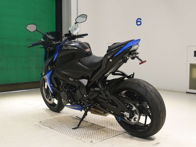 Suzuki GSX-S1000F — фото 6