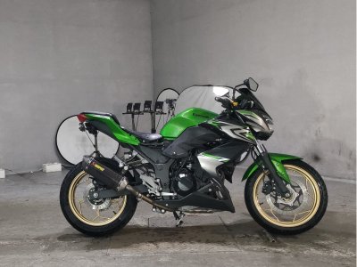Kawasaki Z250