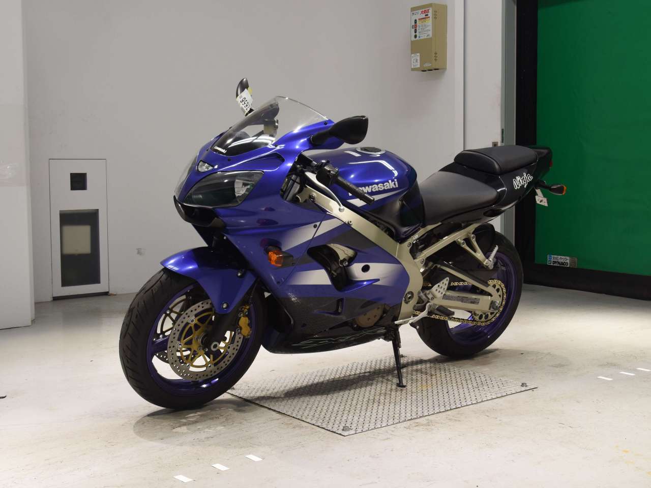 どら 7656] Kawasaki NINJA ZX-9R - ZX900F-001578