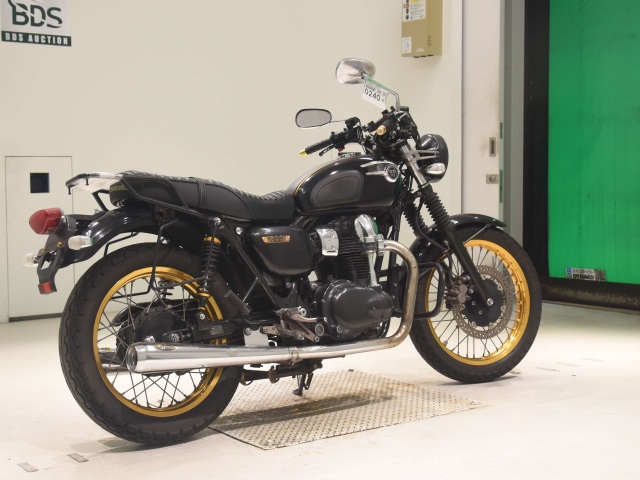 Kawasaki W800 — фото 5