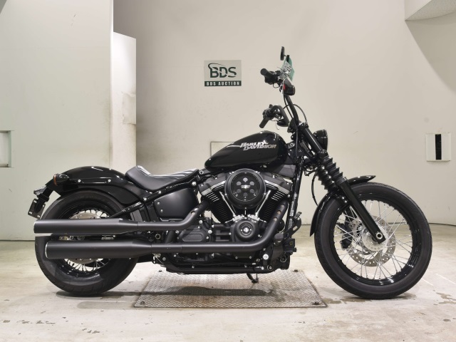 HD STREETBOB FXBB1750