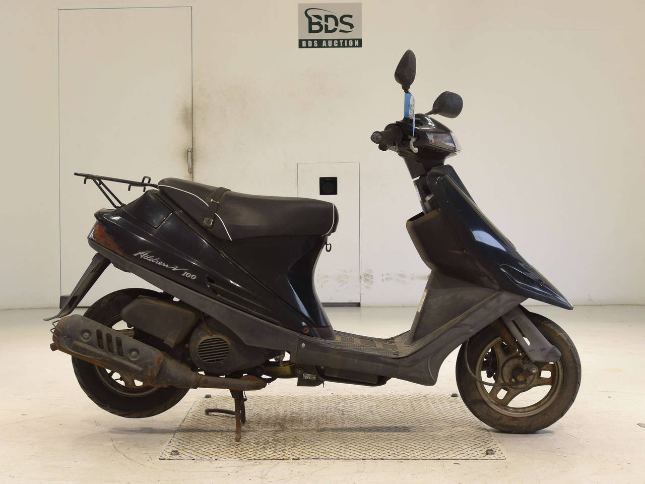 Suzuki ADDRESS V100