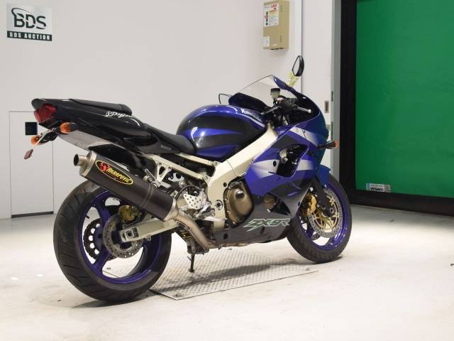 7656] Kawasaki NINJA ZX-9R - ZX900F-001578