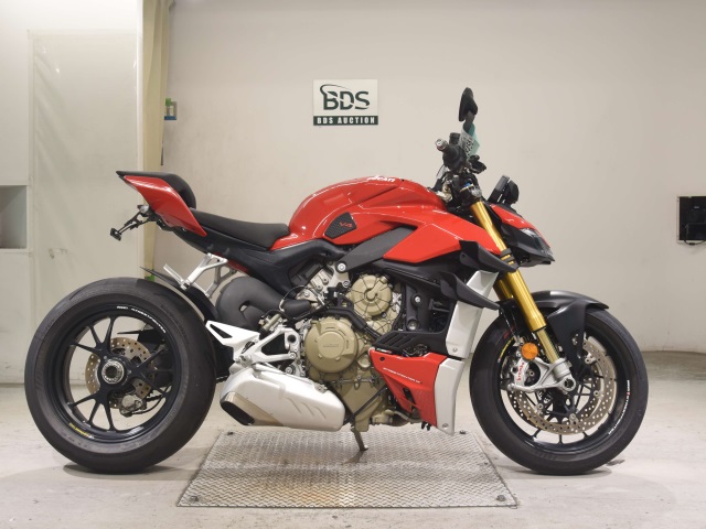 Ducati STREETFIGHTER V4S