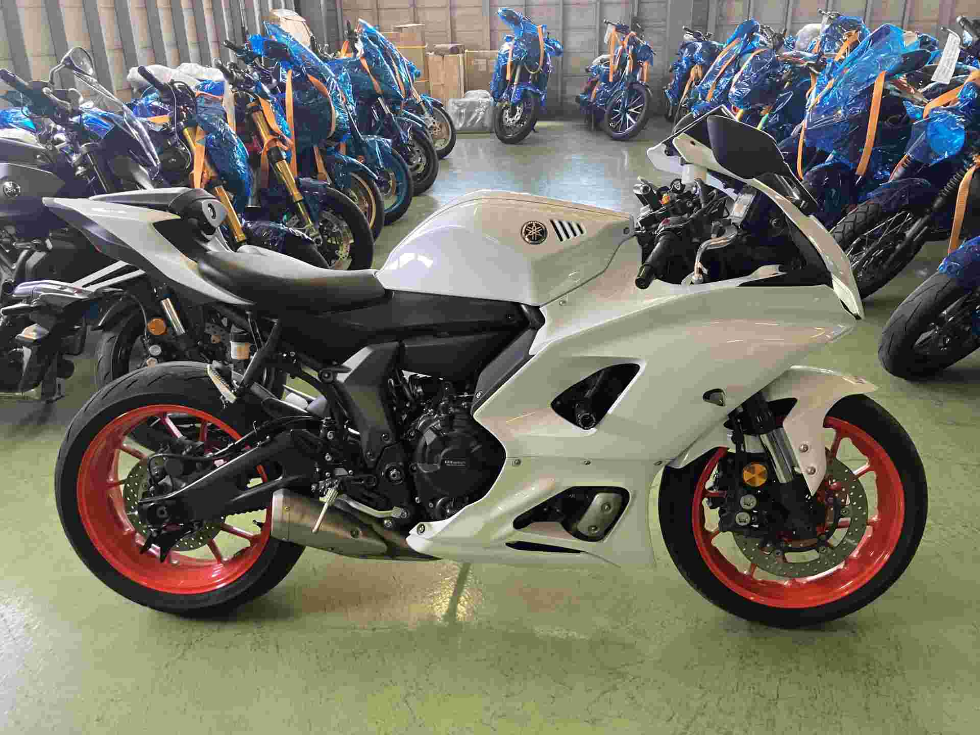 Yamaha YZF-R7