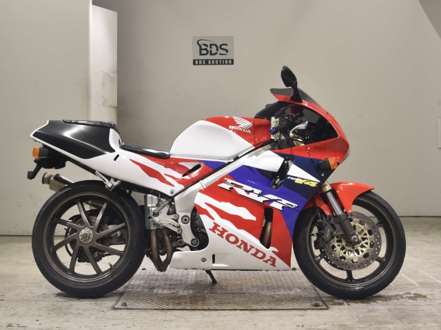 Honda RVF400