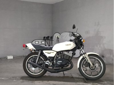 Yamaha RD400