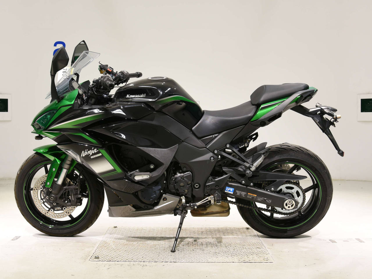 hhkk様　1月おまとめ 7651] Kawasaki NINJA 1000 SX - ZXT02K-015928