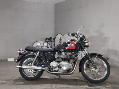 Triumph T100 BONNEVILLE