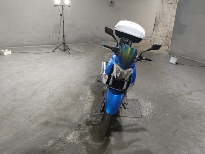Suzuki GSR250 — фото 3