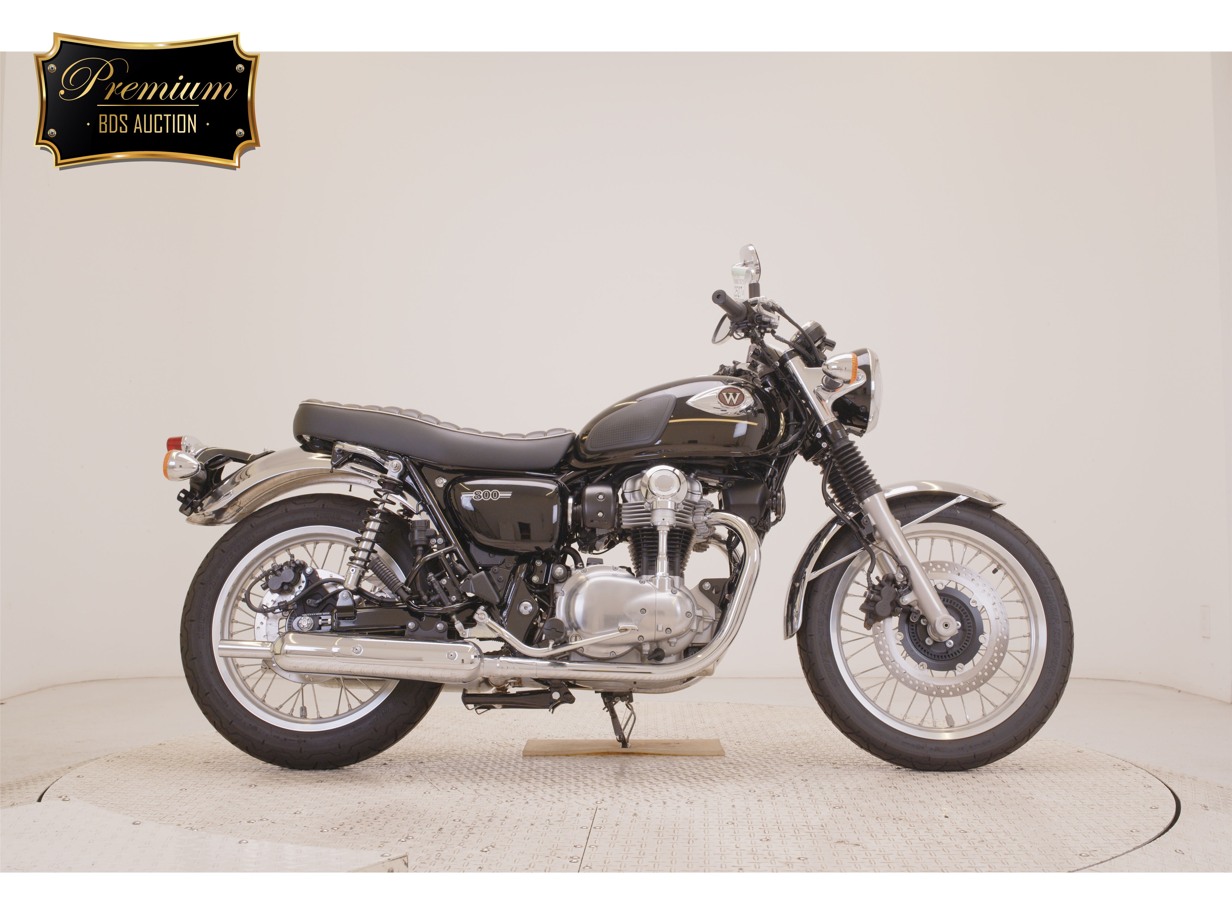 Kawasaki W800