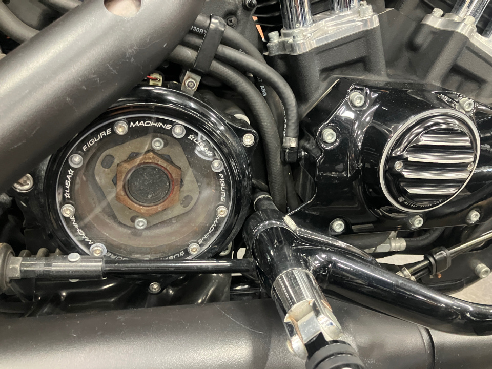 HD SPORTSTER IRON XL883N — фото 4